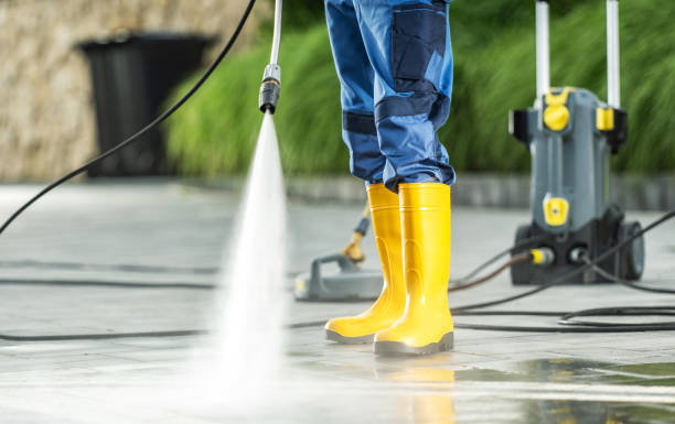 Best Garage Pressure Washing  in Tiger Point, FL